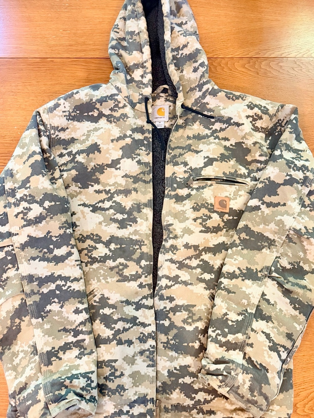Carhartt Men's digital Camo Hooded Work Jacket in Olive/Tan